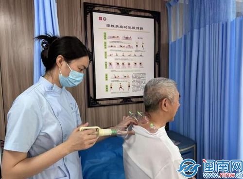 丰泽华大街道社区卫生服务中心开展庆'八一'拥军医疗服务与养生服务