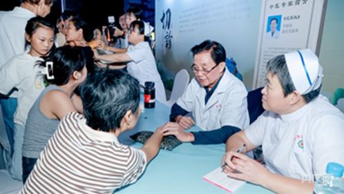 逛康养祁门夜市,享中医文化盛宴